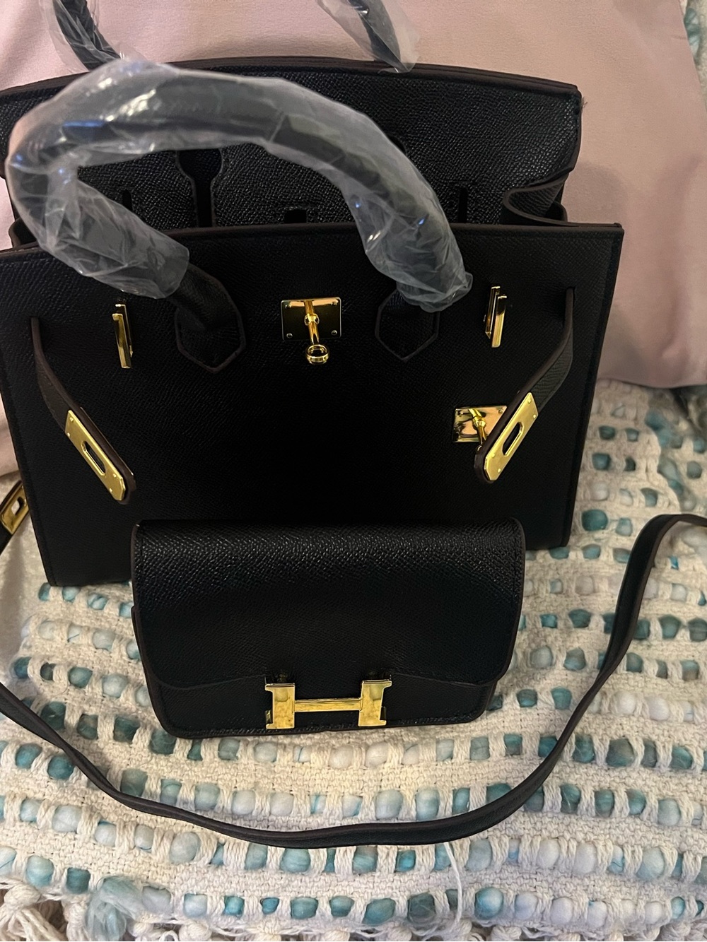 INSPIRED Black Structured Top-Handle Women’s Bag with Gold Hardware - Picture 8 of 14
